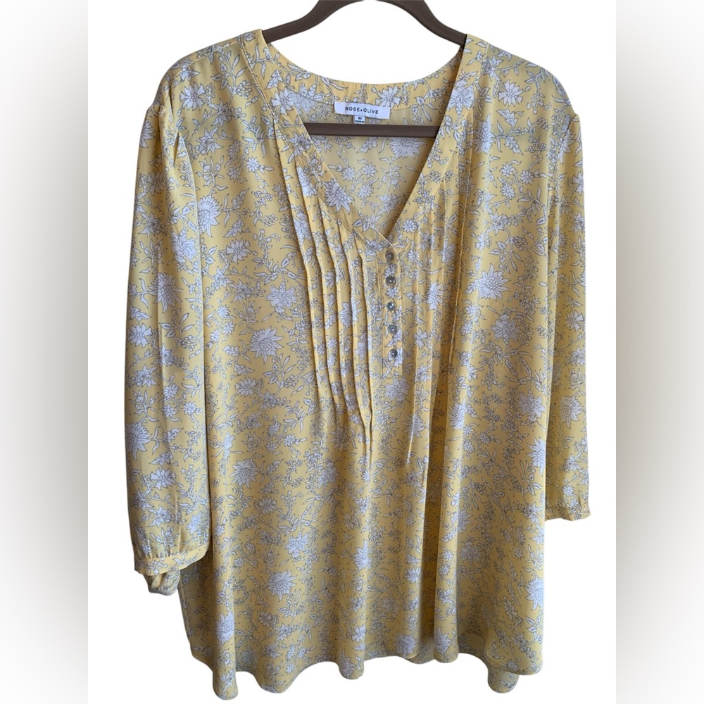 ROSE AND OLIVE PLUS SIZE 3X WOMEN’S TOP